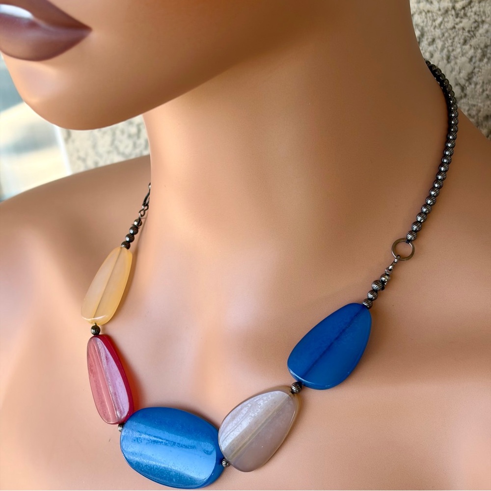 Rachel - Vibrant Multicolor Gunmetal Necklace